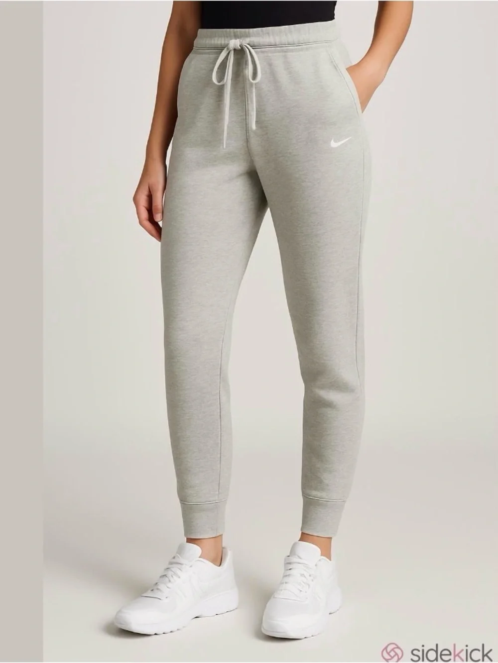 Nike Athletic Therma Tapered Joggers ~ Small ~ Heathered Grey